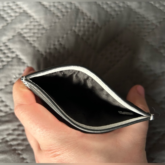 Kate Spade Car Holder - Picture 3 of 3